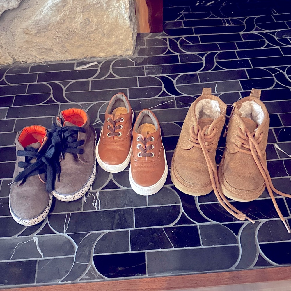 Size 8 Boys Shoe Bundle/Lot Ugg Cat&Jack